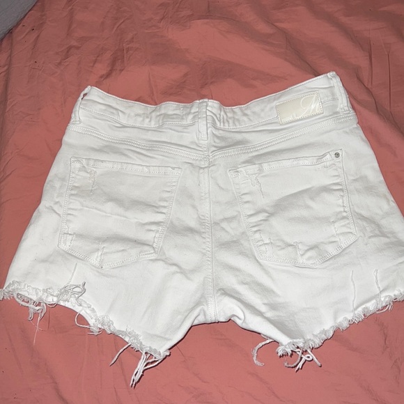 Rosie White Ripped Jeans - Picture 2 of 2